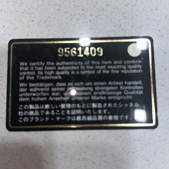 Chanel Pink Caviar with gold tone hardware Double C Zippy Wallet - authentic - Picture 12 of 12